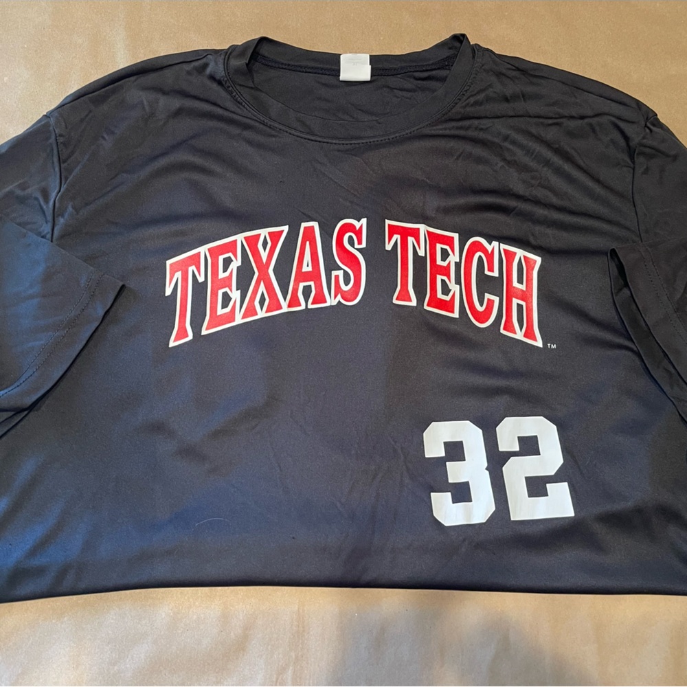 Texas Tech S/Slv T #32. Size XL